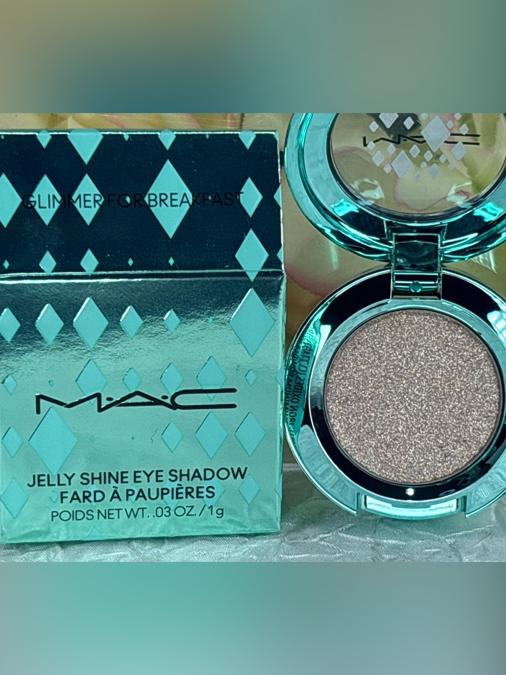 MAC Jelly Shine Holiday Eye Shadow - GLIMMER FOR BREAKFAST - Full Size NIB Free